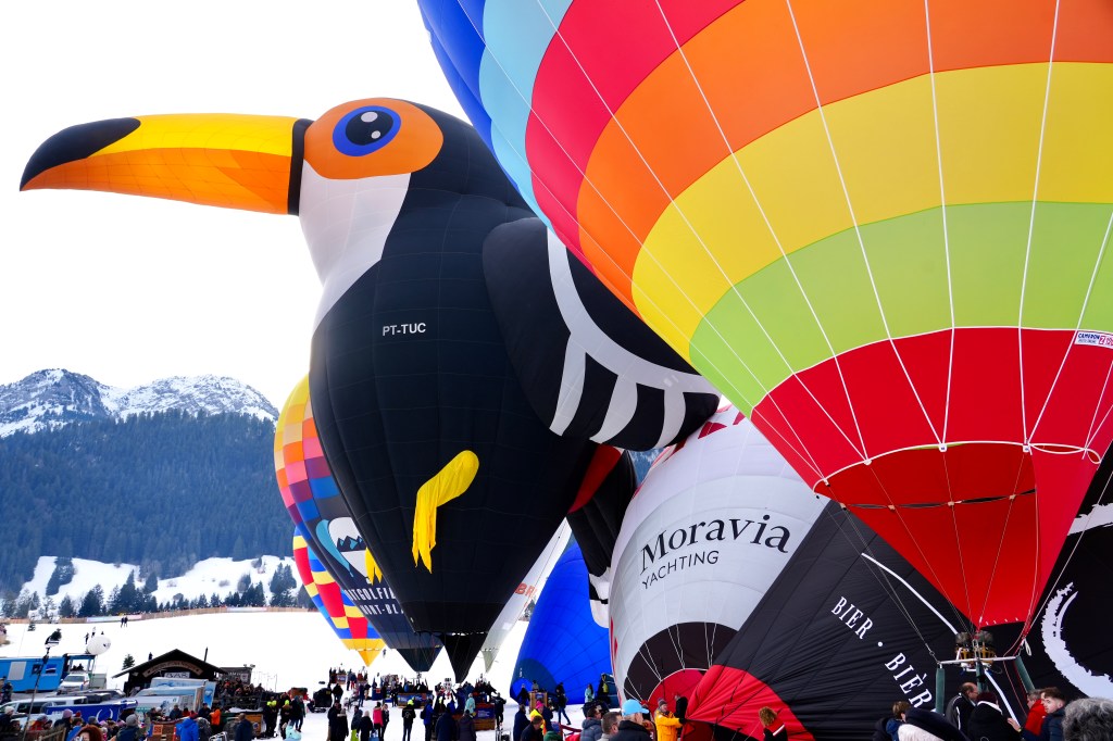 Up, up and away with Baloons Chateau d’Ex&nbsp;festival