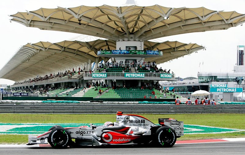 Beyond the Grand Prix: Turn Malaysia’s F1 Return into an Unforgettable&nbsp;Holiday